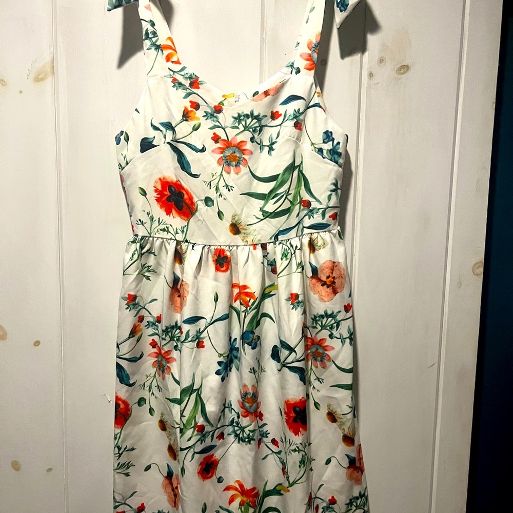 Amazon white floral sundress size L